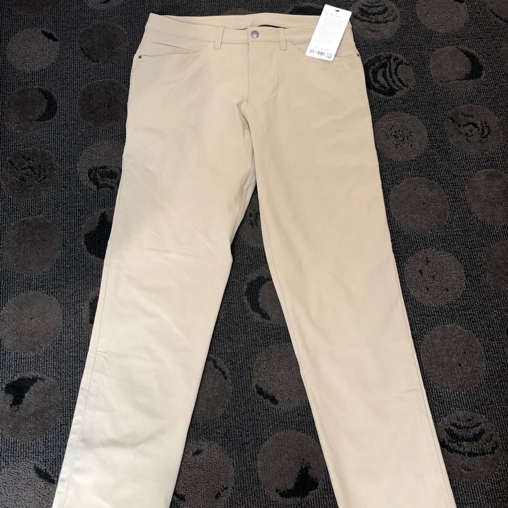 Men’s Lululemon Khaki Pants